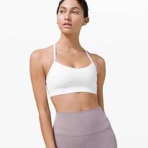 Lululemon Flow Y Nulu Bra